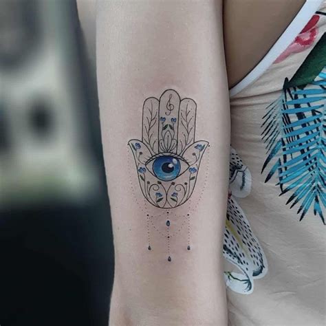 feminino tatuagem olho grego|Tatuagem de olho grego: significado